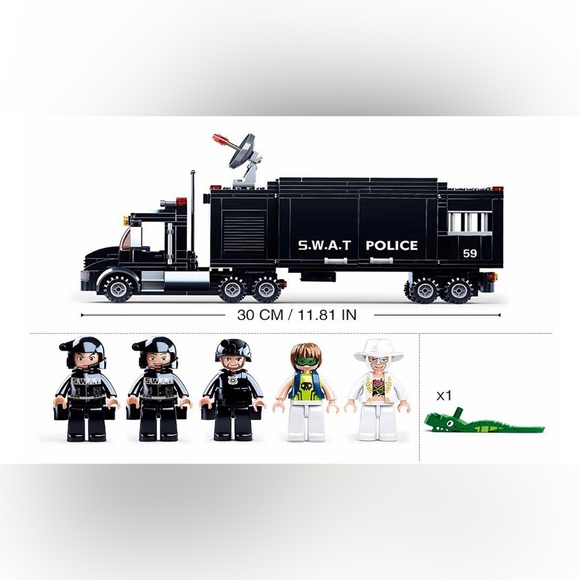 ⭐️ Host Pick ⭐️ BNIB Playday Police Command Truck 540 piece - Picture 3 of 4